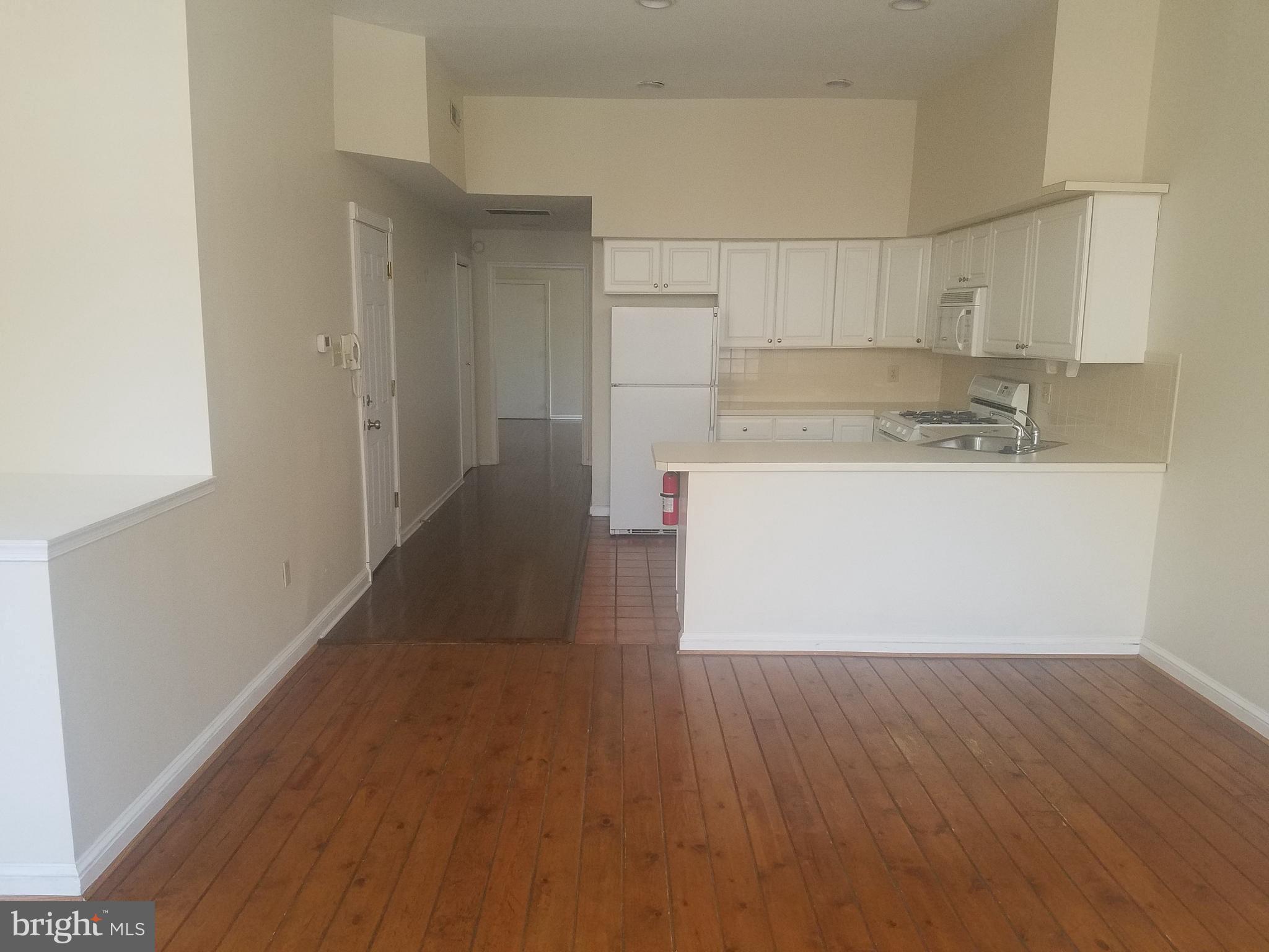 147 North 3rd Street, Unit 1A Philadelphia, PA 19106 - Photo 3 of 7