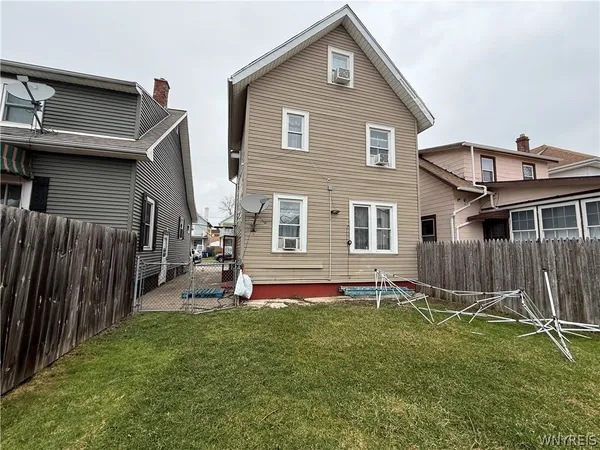 $179,900 | 114 Newfield Street, Buffalo, NY 14207
