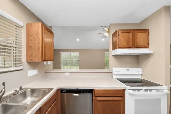 $1,750 | 1163 Lovett Street, Unit 4, Tomball, TX 77375