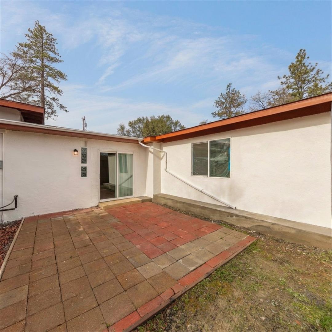 11240 Highway 49 Columbia, CA 95370 - Photo 17 of 35