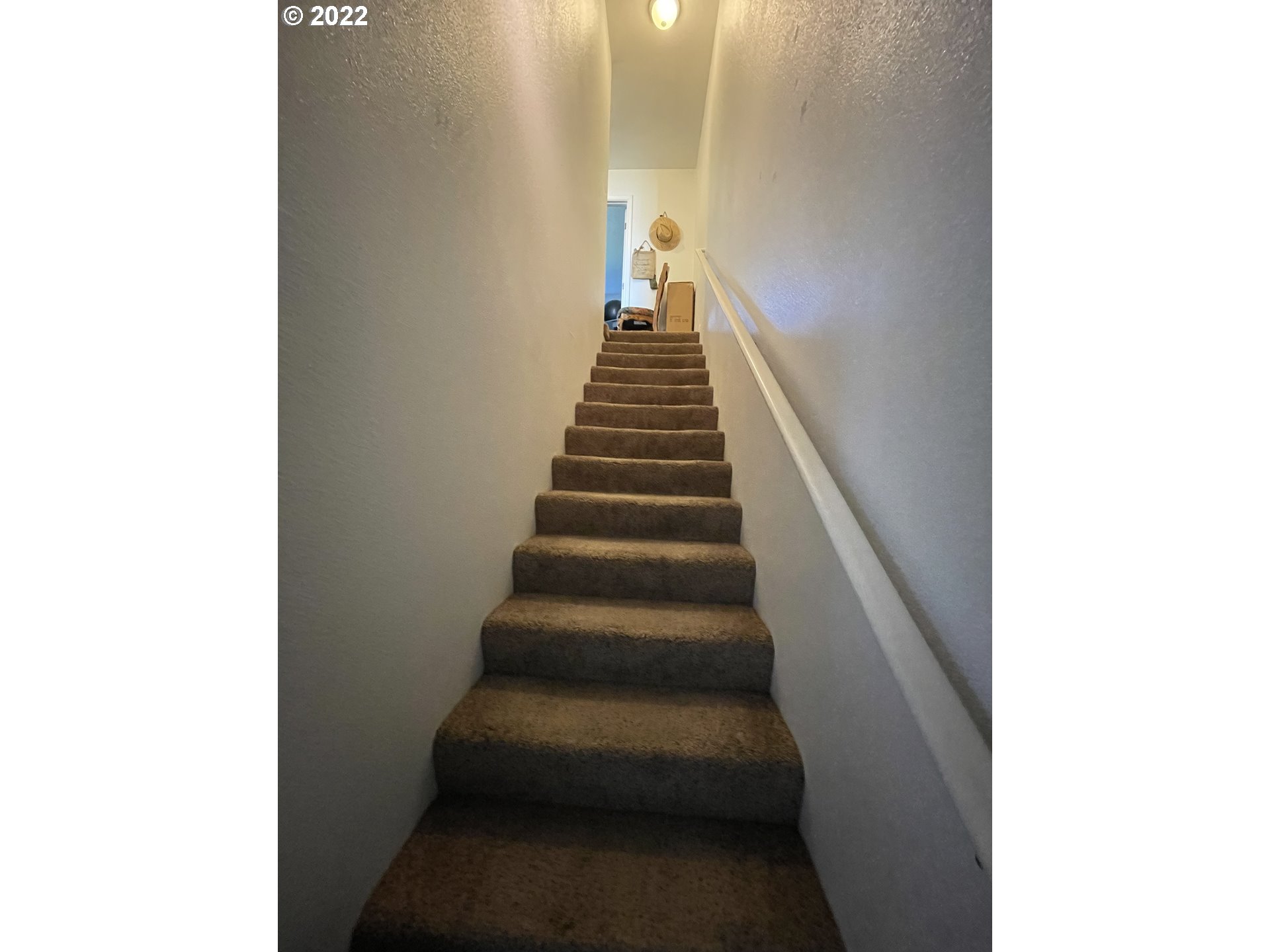 868 Blanco Avenue Coos Bay, OR 97420 - Photo 12 of 29 a view of entryway