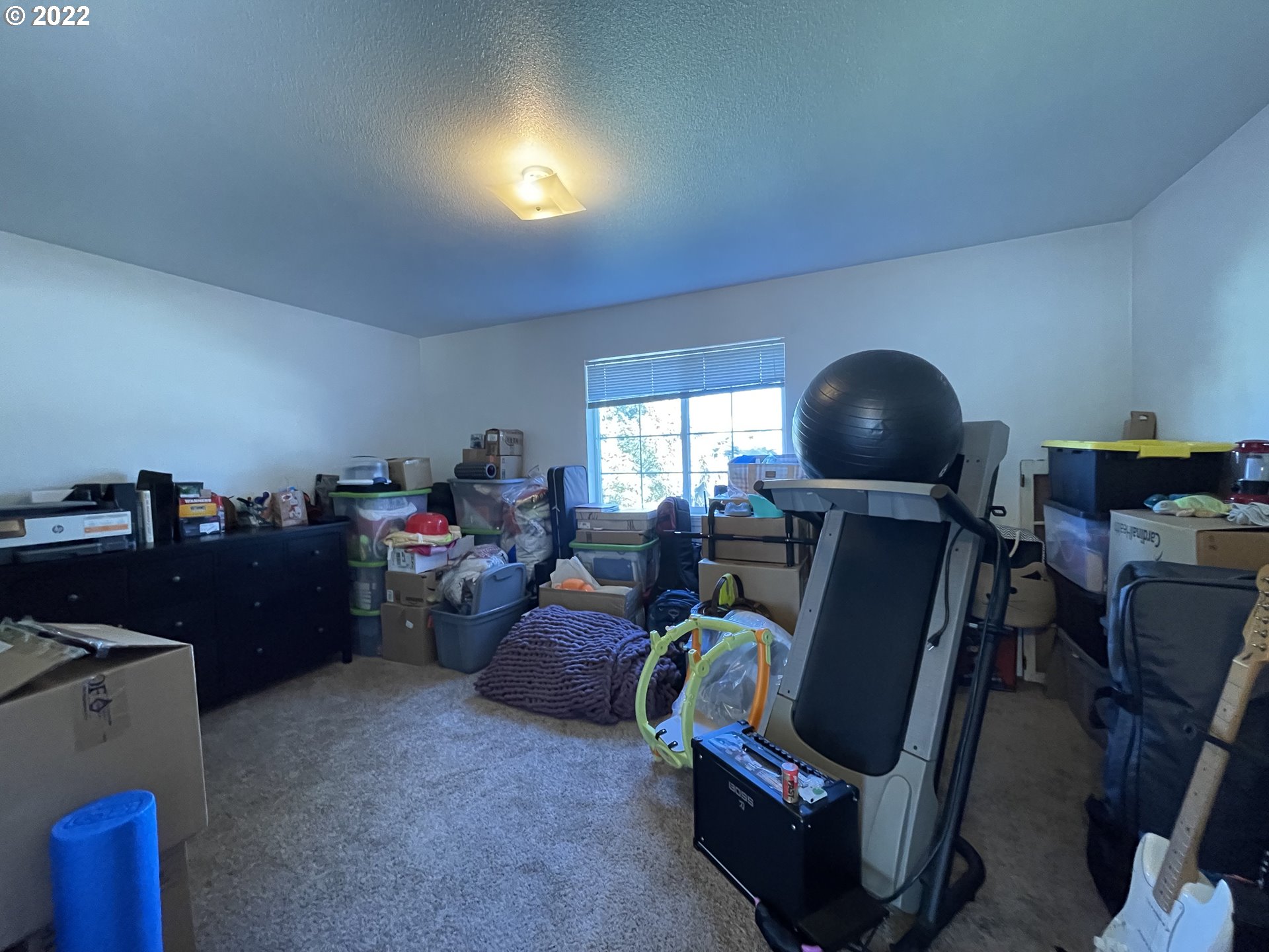 868 Blanco Avenue Coos Bay, OR 97420 - Photo 13 of 29 a living room with furniture and a flat screen tv
