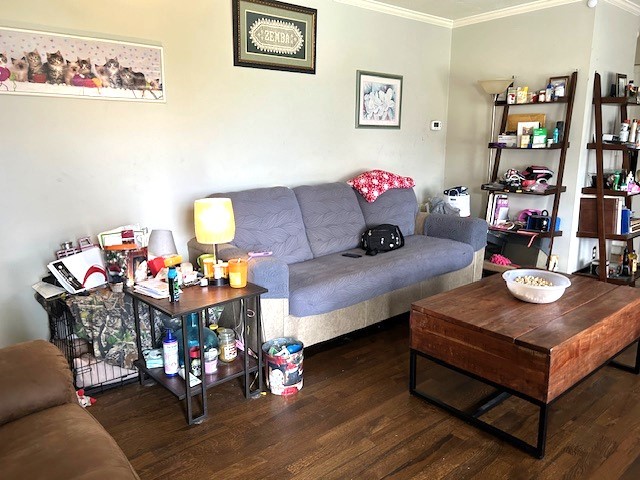 102 Cofer Drive Springfield, TN 37172 - Photo 2 of 18 a living room with furniture and wooden floor