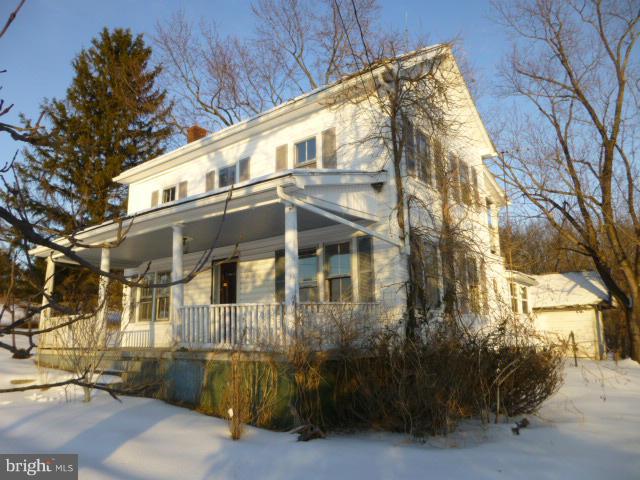 418 Pious Ridge Road Berkeley Springs, WV 25411 - Photo 2 of 22 Exterior (Front)