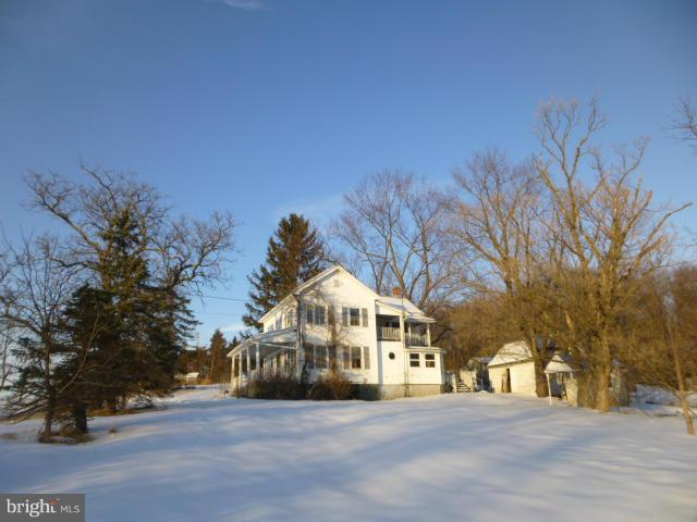 418 Pious Ridge Road Berkeley Springs, WV 25411 - Photo 5 of 22 Exterior (Front)