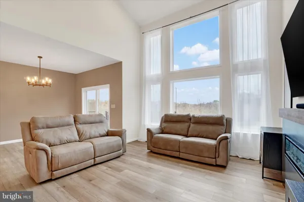 $499,900 | 105 Blaine Drive, Manchester, PA 17345