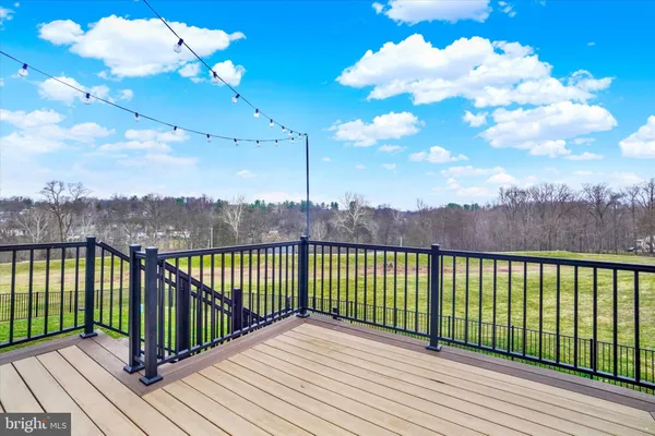 $499,900 | 105 Blaine Drive, Manchester, PA 17345