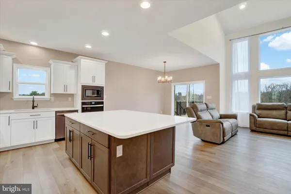 $499,900 | 105 Blaine Drive, Manchester, PA 17345
