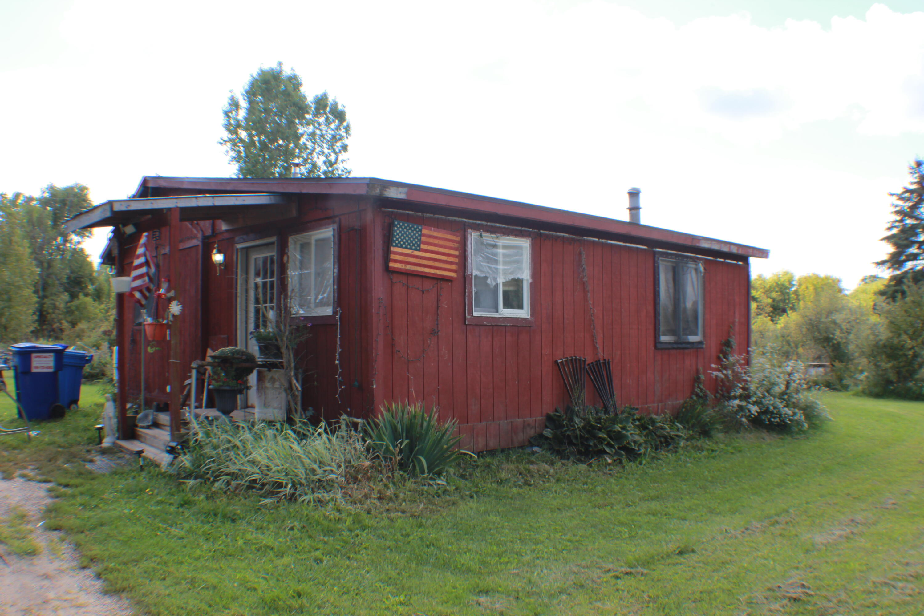 954 East Wilson Road St. Johns, MI 48879 - Photo 2 of 33 IMG_2605