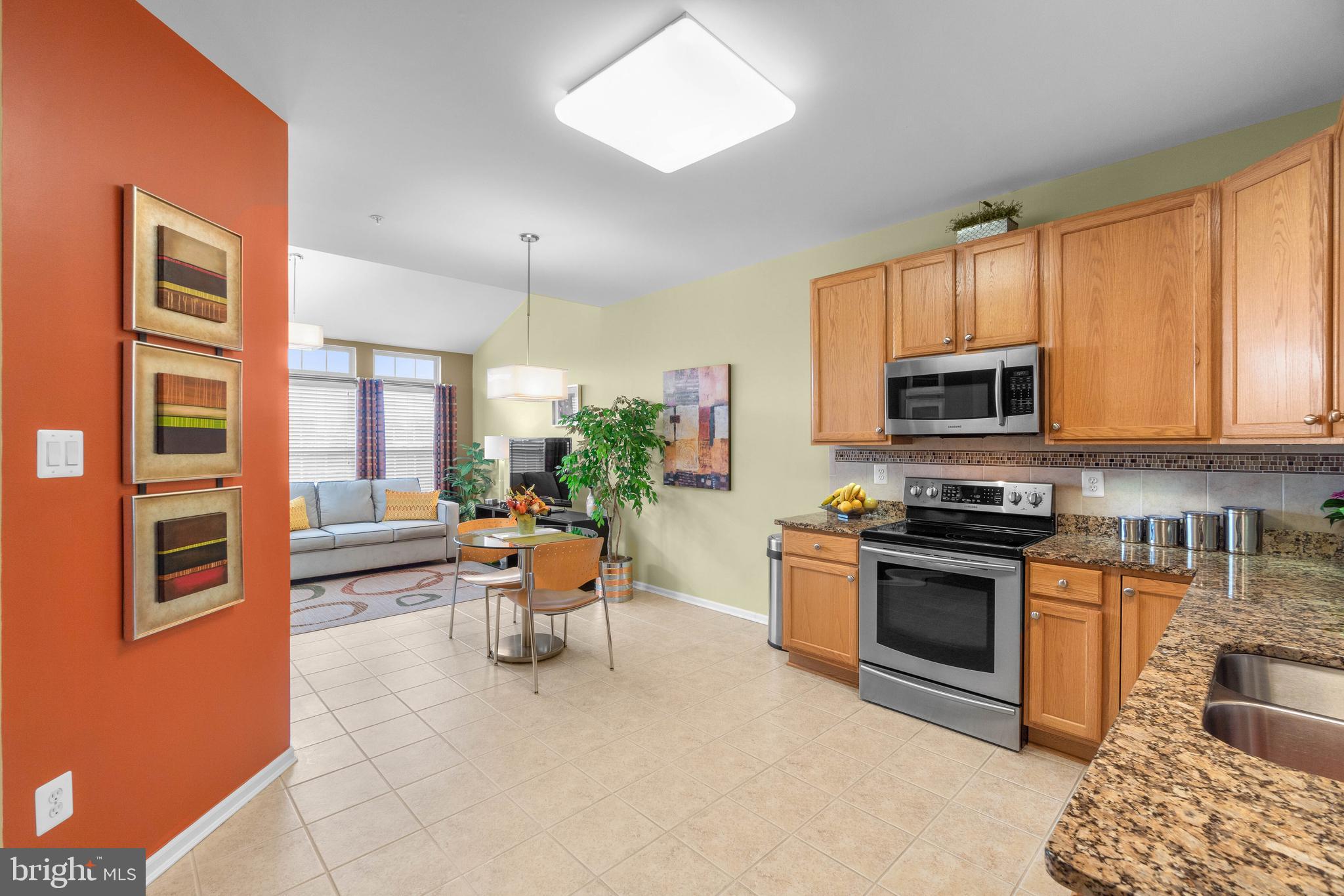 8529 Meadowsweet Road, Unit 8529 Baltimore, MD 21208 - Photo 12 of 47 Kitchen
