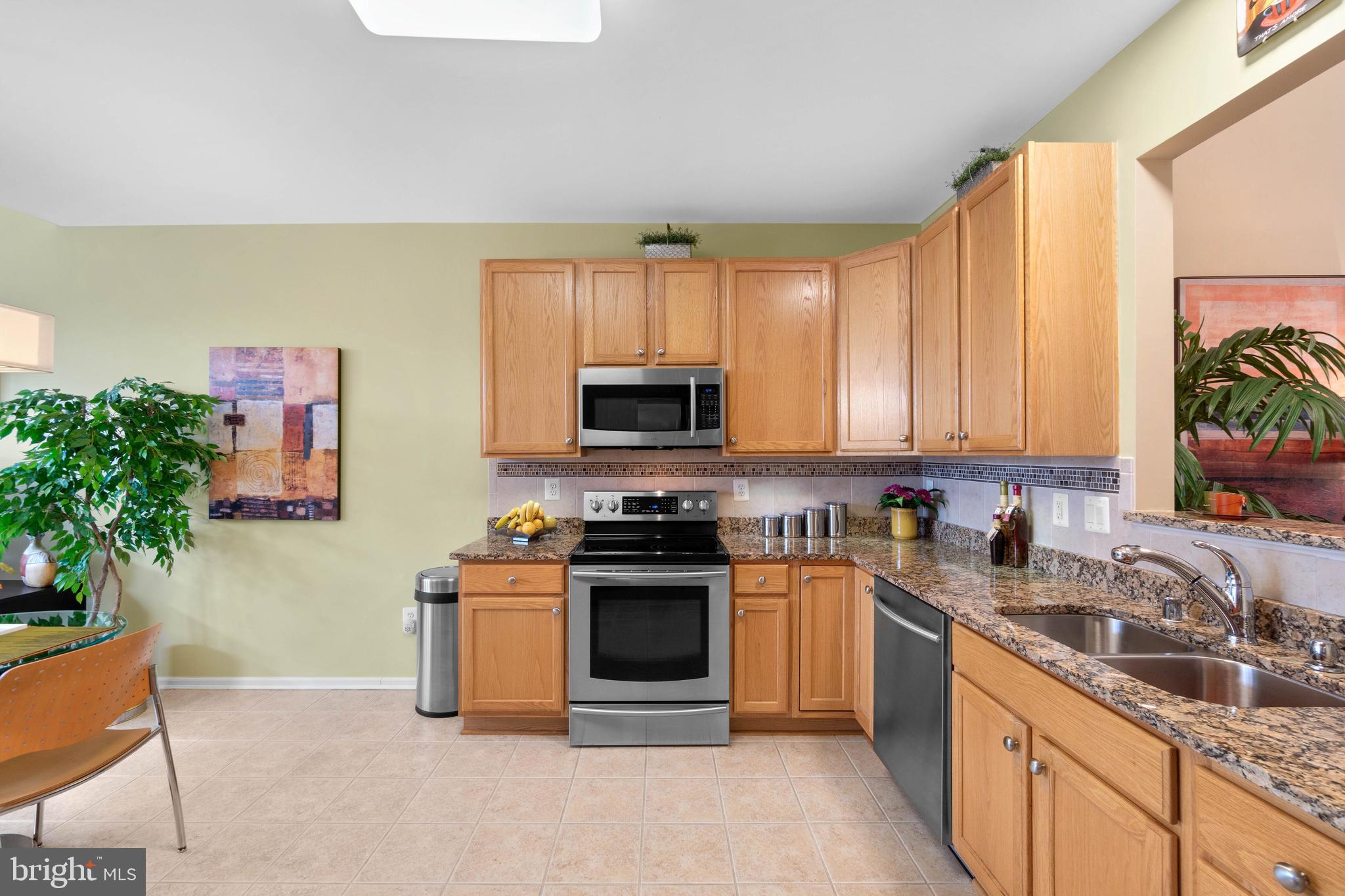 8529 Meadowsweet Road, Unit 8529 Baltimore, MD 21208 - Photo 13 of 47 Kitchen
