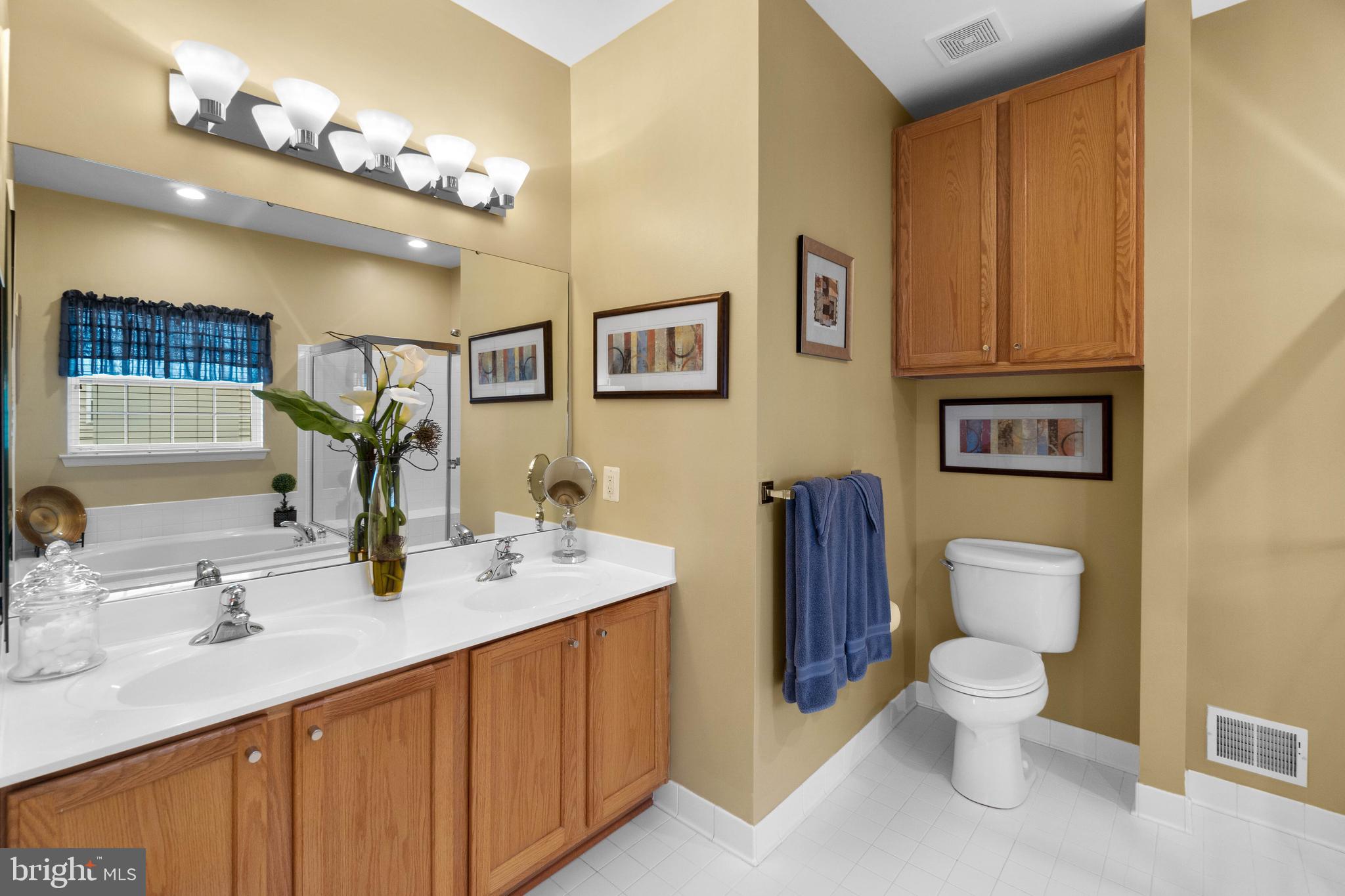 8529 Meadowsweet Road, Unit 8529 Baltimore, MD 21208 - Photo 21 of 47 Full Bath 1
