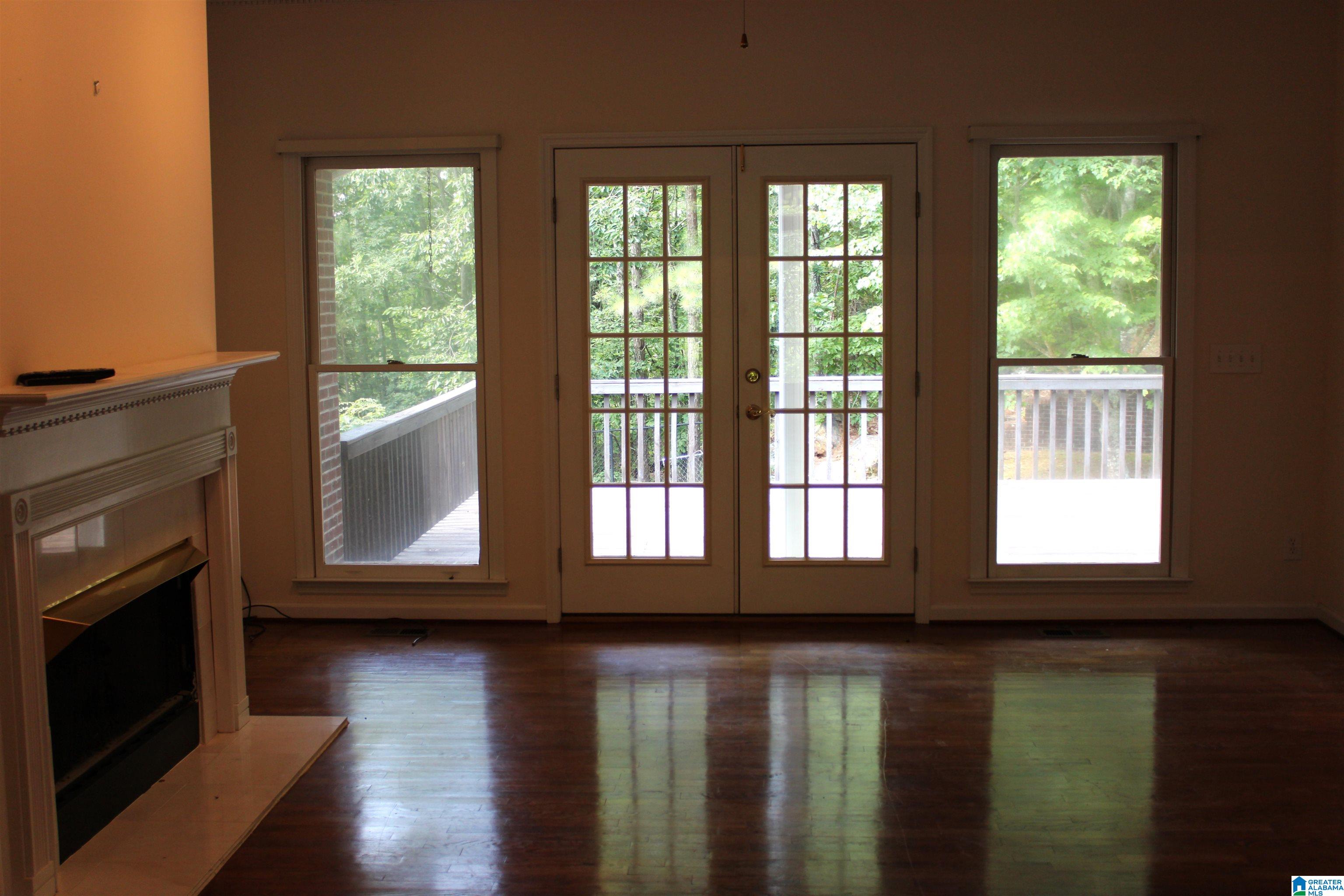 2328 Ridgeview Road Anniston, AL 36207 - Photo 2 of 34