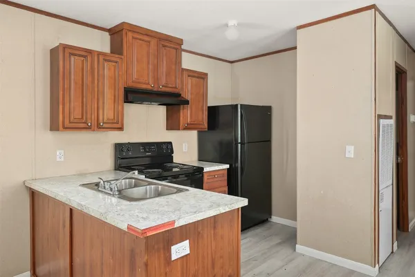 $1,100 | 4805 41st Street East, Unit 1, Dickinson, TX 77539