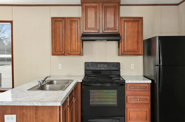 $1,100 | 4805 41st Street East, Unit 1, Dickinson, TX 77539