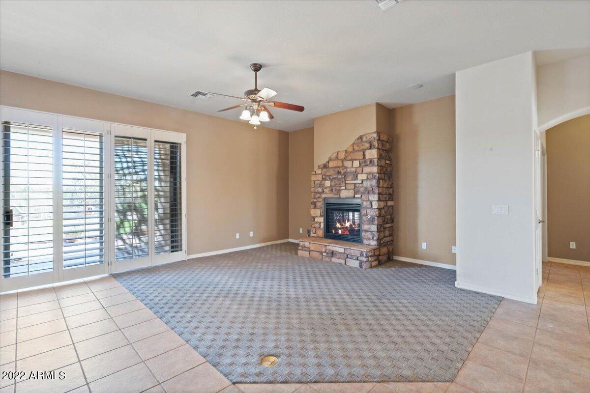 4735 East Sleepy Ranch Road Cave Creek, AZ 85331 - Photo 5 of 31 06-Living Roonm