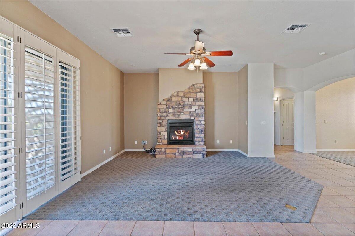 4735 East Sleepy Ranch Road Cave Creek, AZ 85331 - Photo 6 of 31 07-Living Room