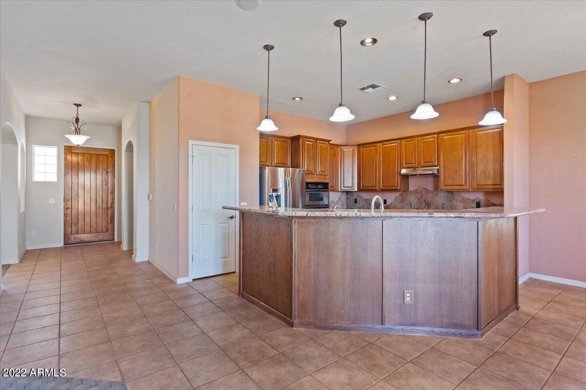 4735 East Sleepy Ranch Road Cave Creek, AZ 85331 - Photo 9 of 31 10-Kitchen