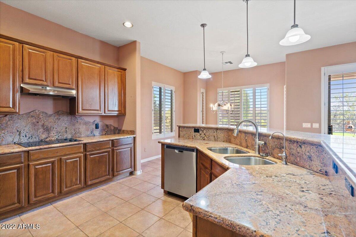 4735 East Sleepy Ranch Road Cave Creek, AZ 85331 - Photo 10 of 31 11-Kitchen