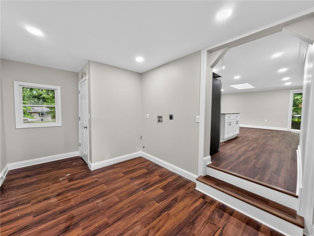 229 Pocono Boulevard Bushkill, PA 18324 - Photo 28 of 37