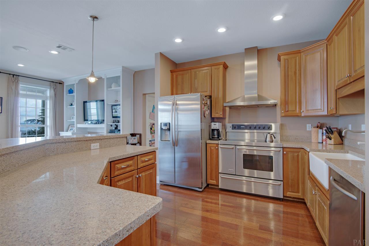 208 Garcon Point Road Milton, FL 32583 - Photo 12 of 50 Gallery Image 12