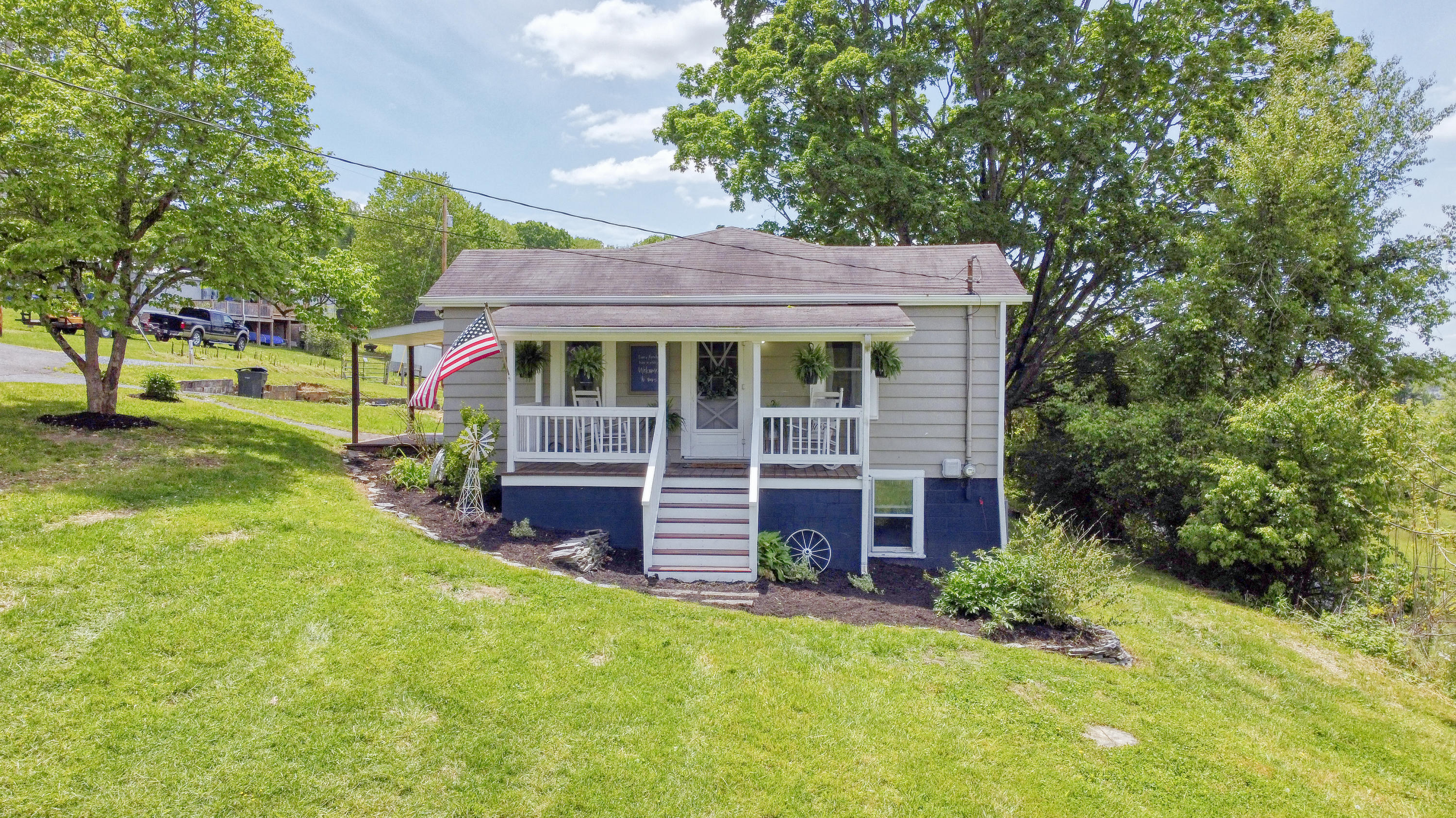 174 Bayless Road Jonesborough, TN 37659 - Photo 2 of 21 bayless_12