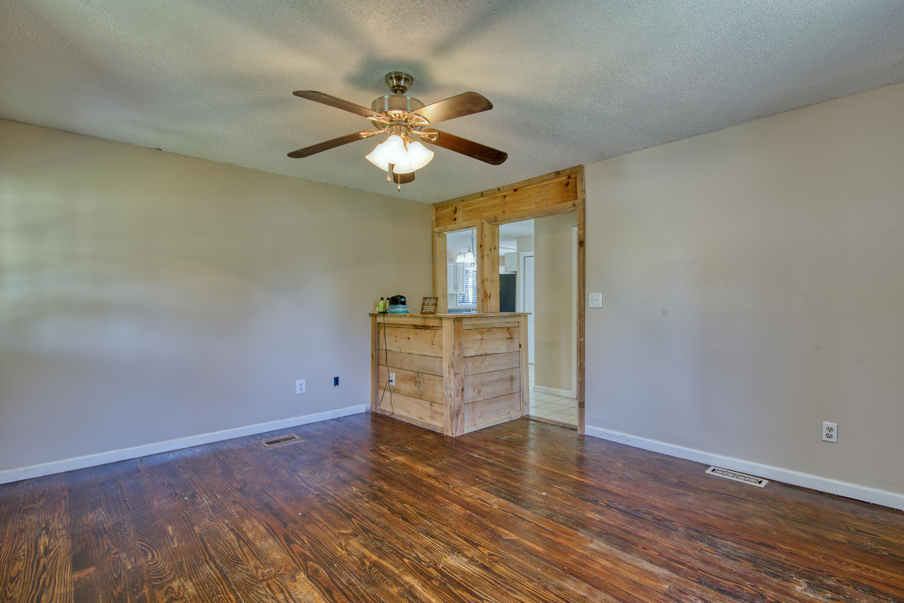 174 Bayless Road Jonesborough, TN 37659 - Photo 7 of 21 bayless_84