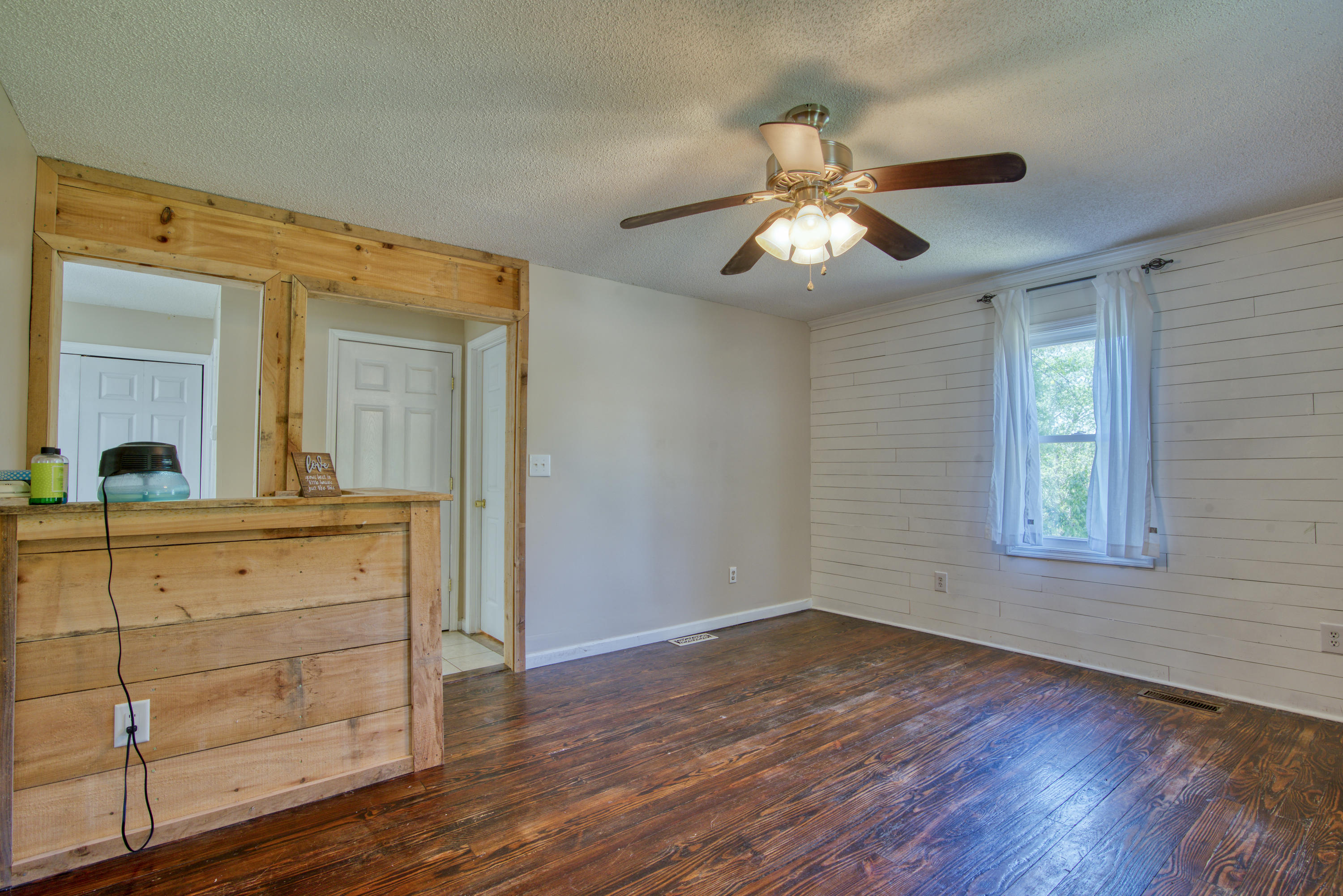 174 Bayless Road Jonesborough, TN 37659 - Photo 8 of 21 bayless_86