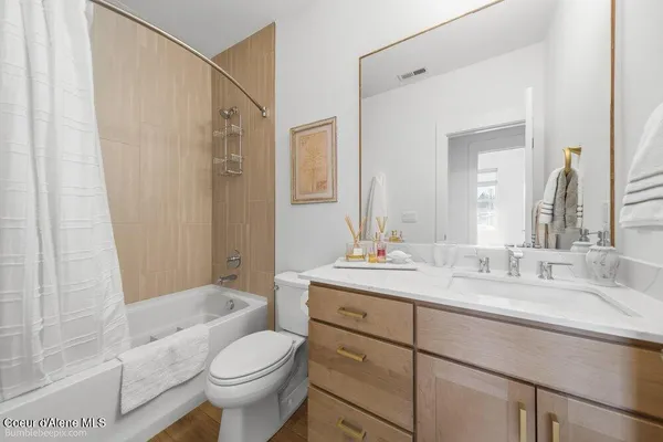 $1,090,000 | 2616 West Lumber Lane, Coeur D'Alene, ID 83814