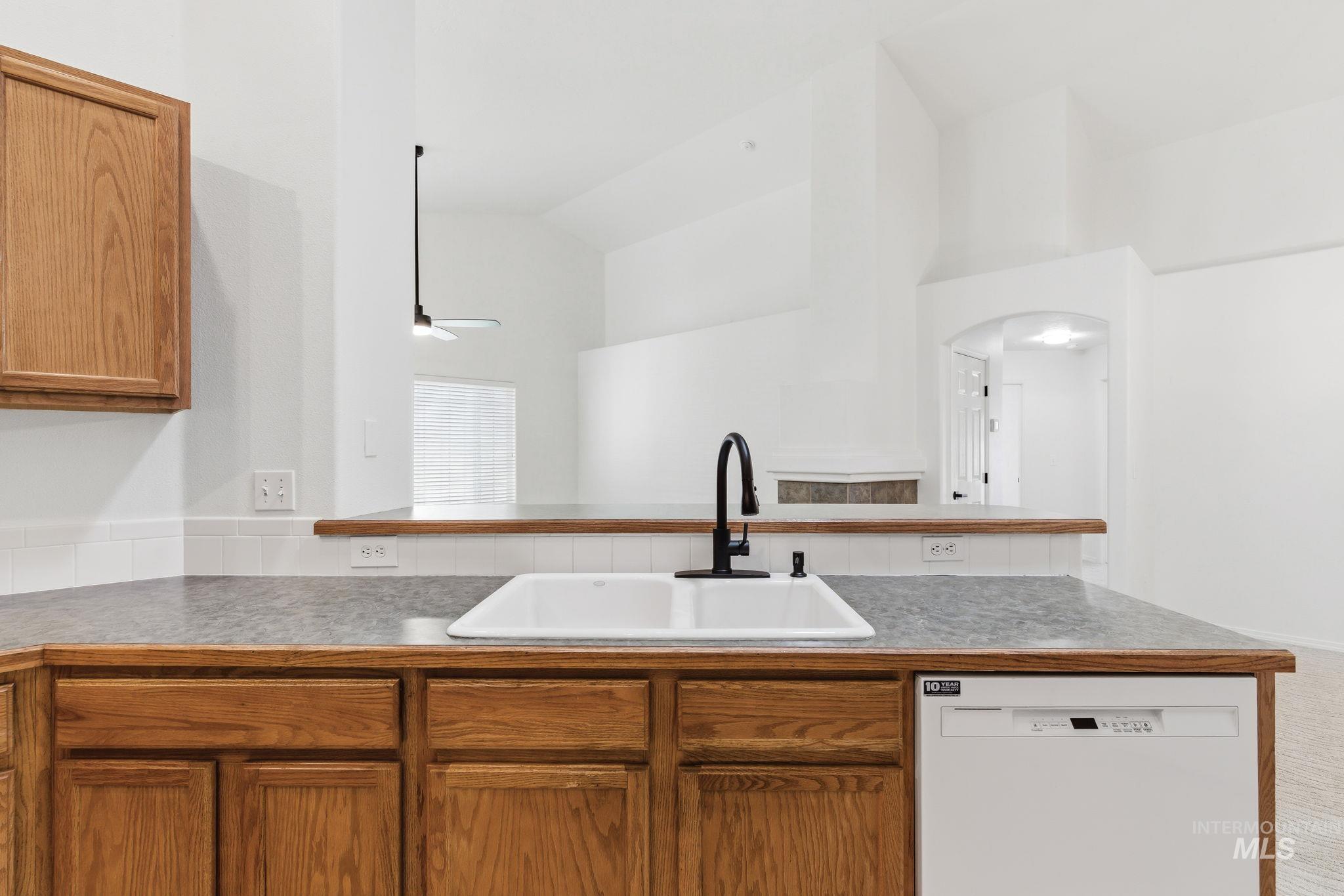 3277 West Fieldstream Lane Meridian, ID 83646 - Photo 14 of 45