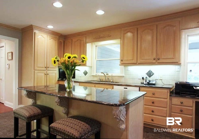10890 Grant Road Fairhope, AL 36532 - Photo 9 of 42 Kitchen