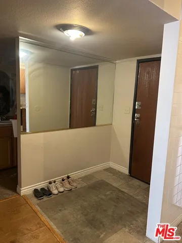 a view of utility room