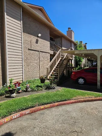 $1,250 | 1505 Ward Road, Unit 112, Baytown, TX 77520