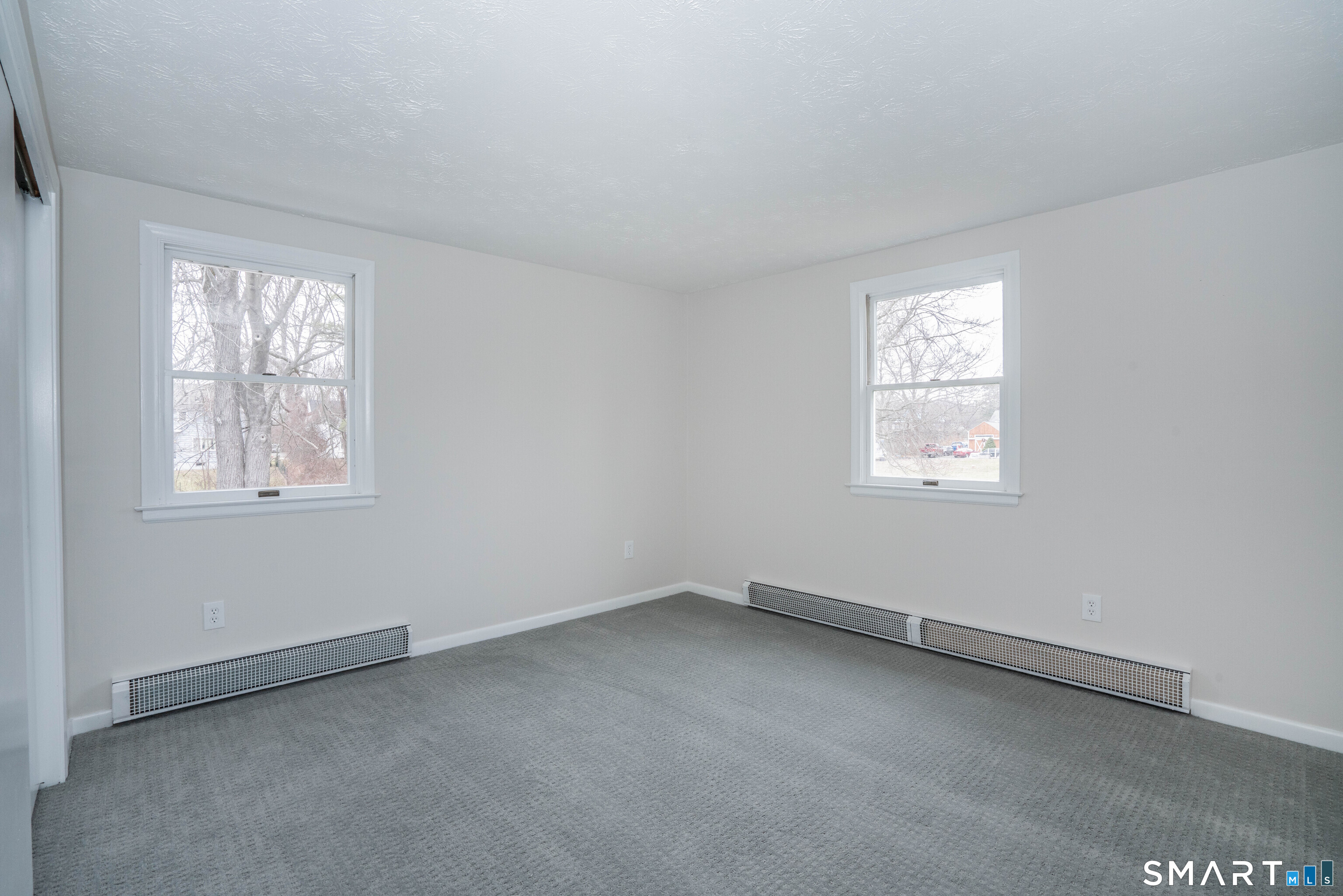 28 Maude Circle Windsor, CT 06095 - Photo 20 of 40