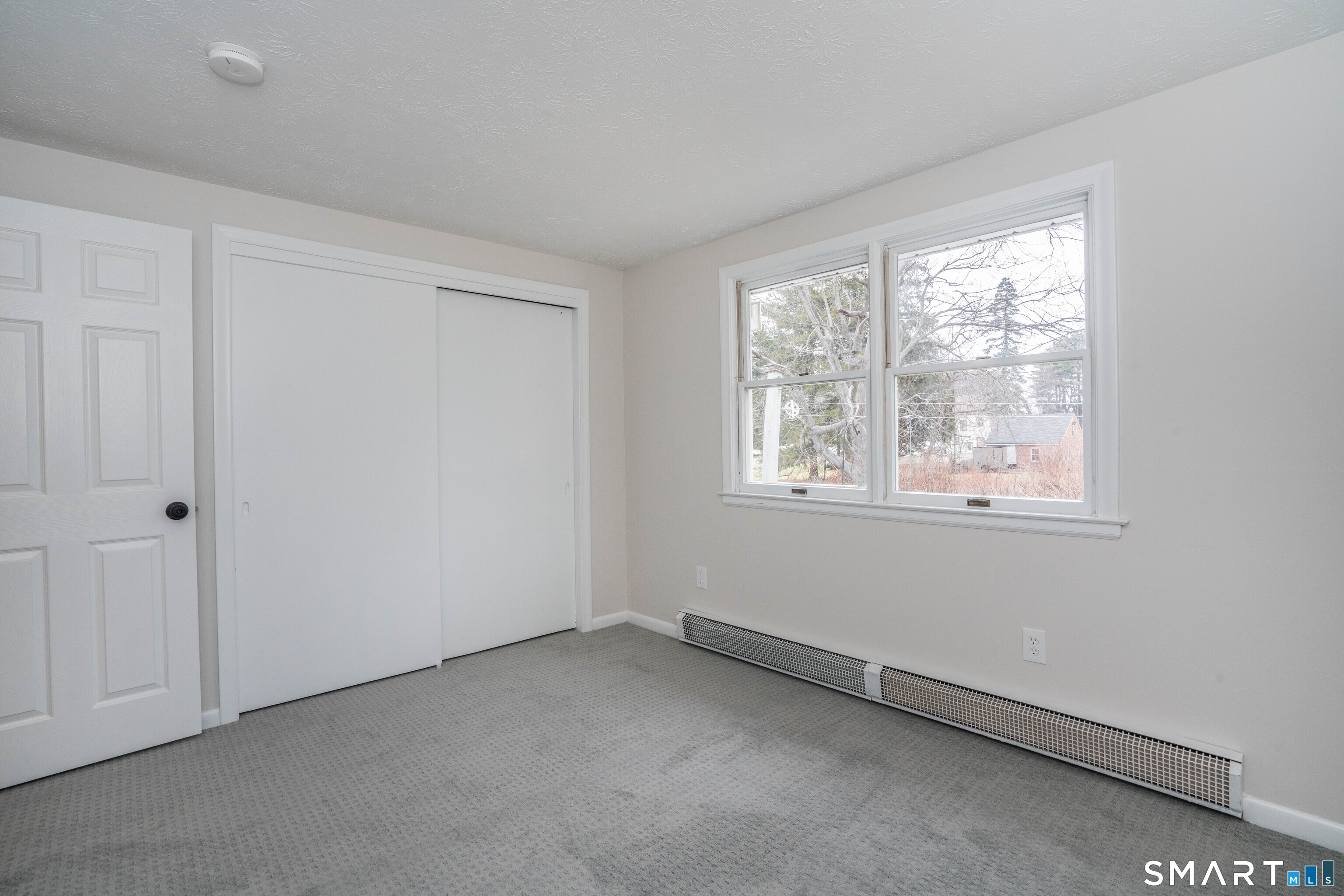 28 Maude Circle Windsor, CT 06095 - Photo 23 of 40