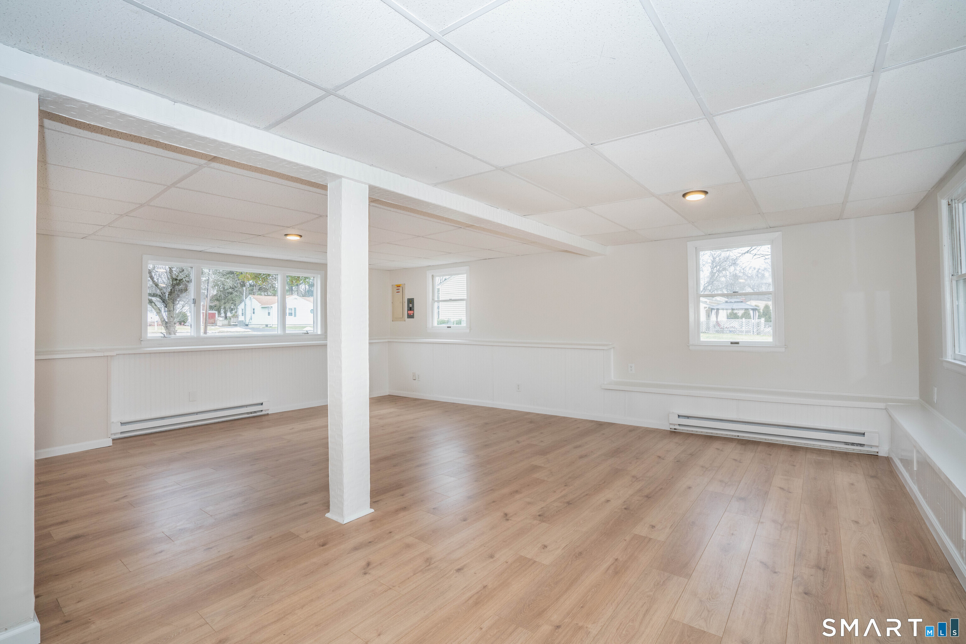 28 Maude Circle Windsor, CT 06095 - Photo 27 of 40