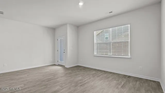 $1,800 | 3500 Sunstone Way, Unit 5, Winterville, NC 28590