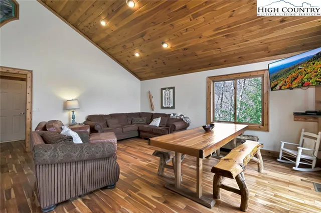 $995,000 | 4966 Hickory Nut Gap Road, Newland, NC 28657