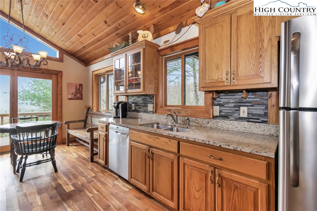 4966 Hickory Nut Gap Road Newland, NC 28657 - Photo 10 of 50