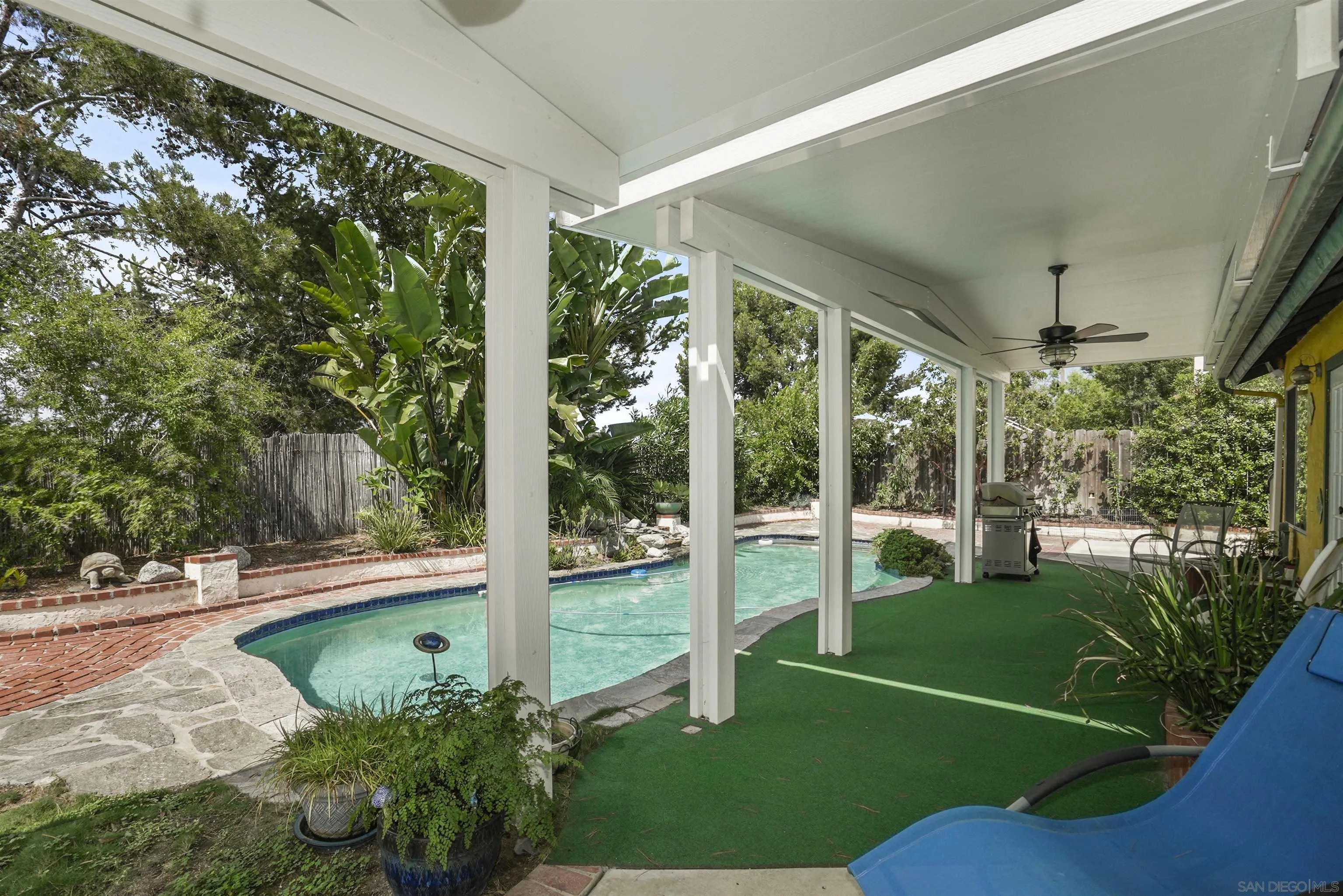4660 Lofty Grove Drive Oceanside, CA 92056 - Photo 20 of 22 a view of a porch in front of house