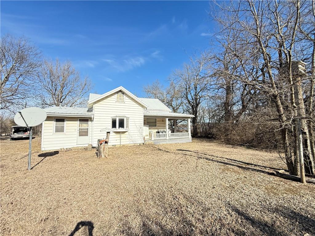 18794 Mckinley Lake Road Parsons, KS 67357 - Photo 2 of 6