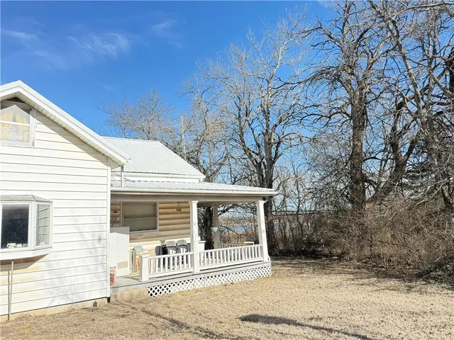 $59,000 | 18794 Mckinley Lake Road, Parsons, KS 67357
