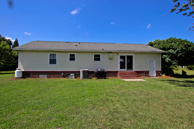 204 Mini-Farm Road Bonneau, SC 29431 - Photo 5 of 26 IMG_8065
