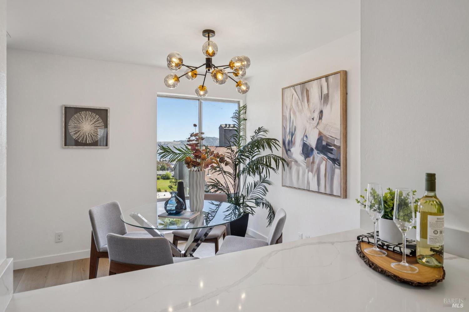 94 Anchorage Road Sausalito, CA 94965 - Photo 19 of 38
