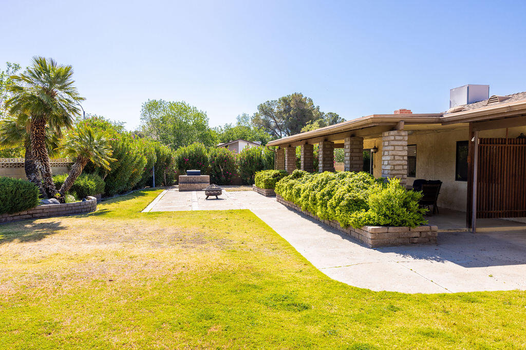 812 West Vicki Avenue Ridgecrest, CA 93555 - Photo 3 of 68 a view of swimming pool with a patio