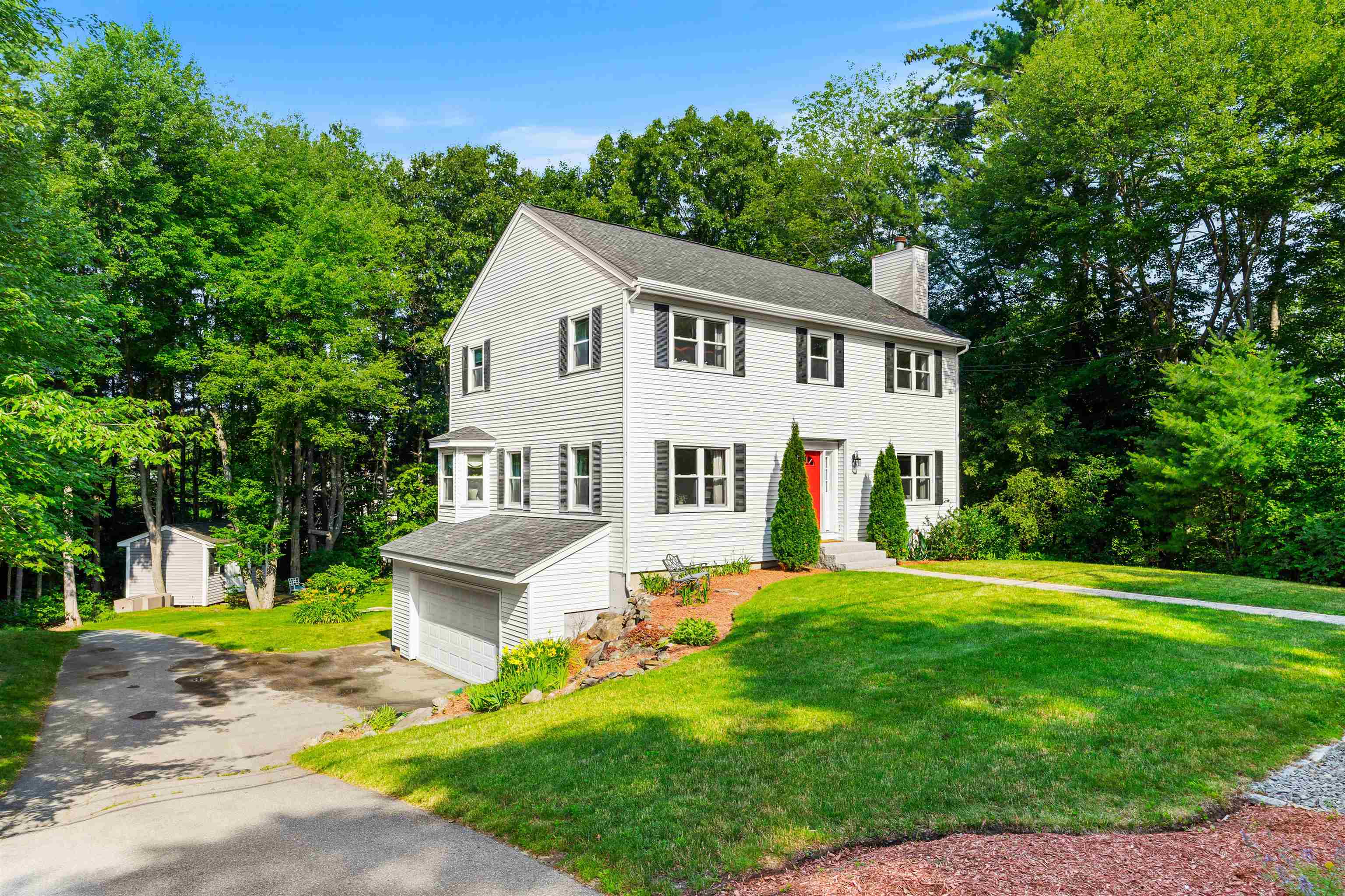 57 Mid. Dunstable Road Nashua, NH 03062 - Photo 49 of 52