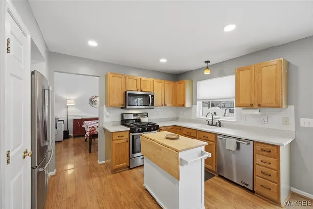 $399,000 | 14 Park Walk, Lancaster, NY 14086