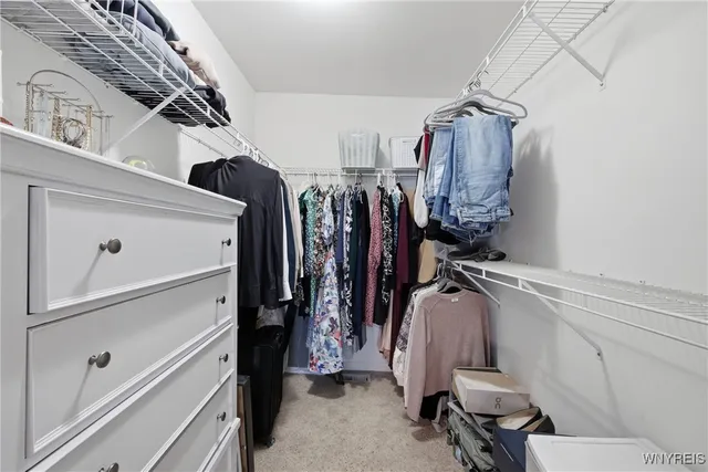 $399,000 | 14 Park Walk, Lancaster, NY 14086