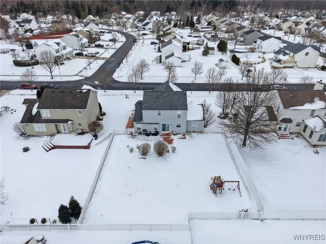 $399,000 | 14 Park Walk, Lancaster, NY 14086