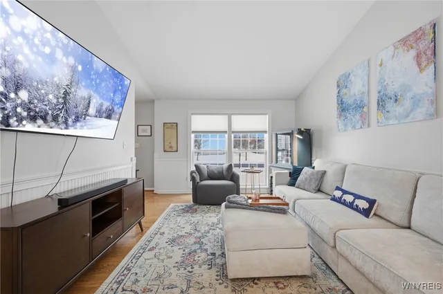 $399,000 | 14 Park Walk, Lancaster, NY 14086